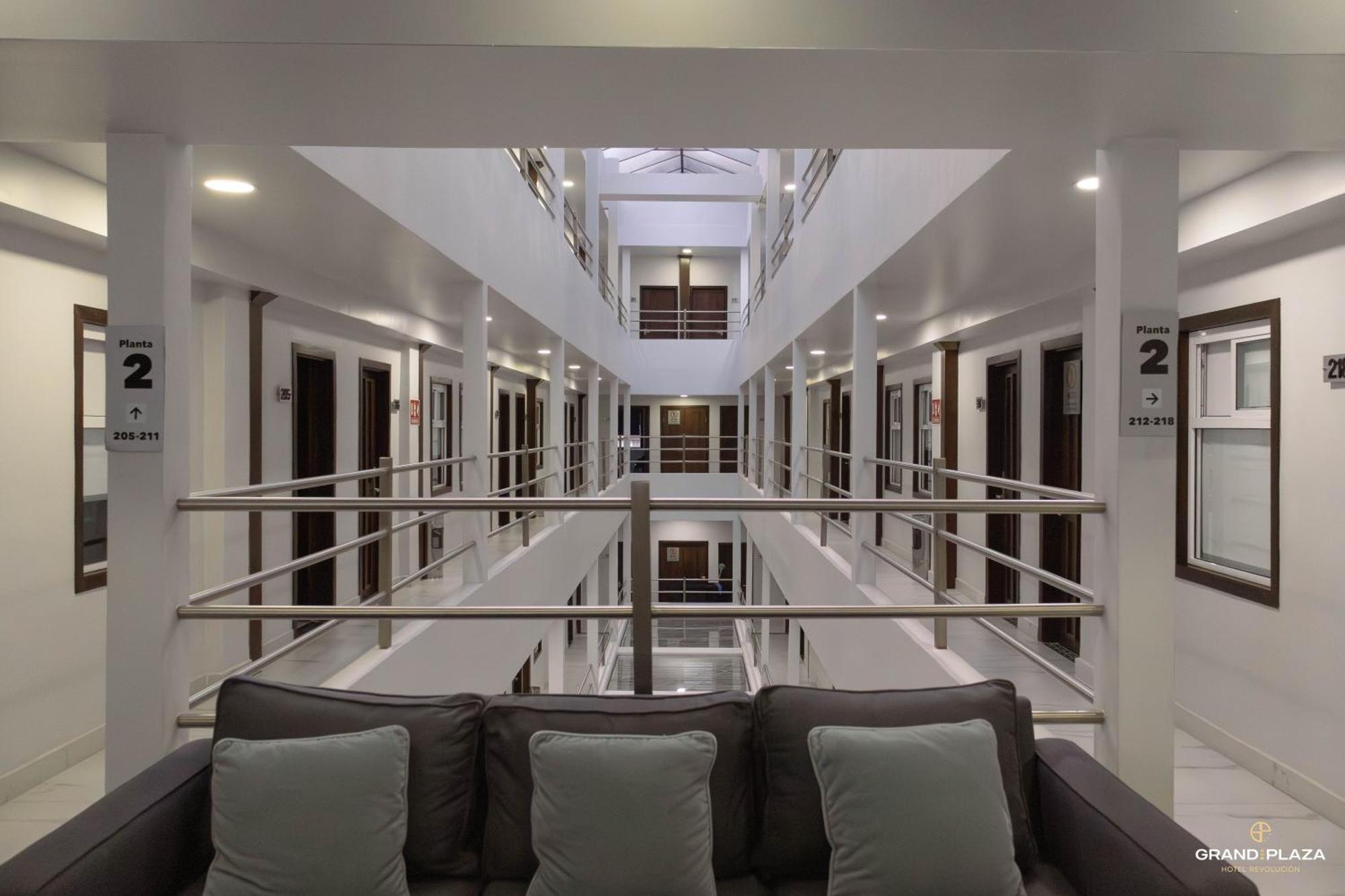 Hotel Grand One Plaza Тіхуана Екстер'єр фото