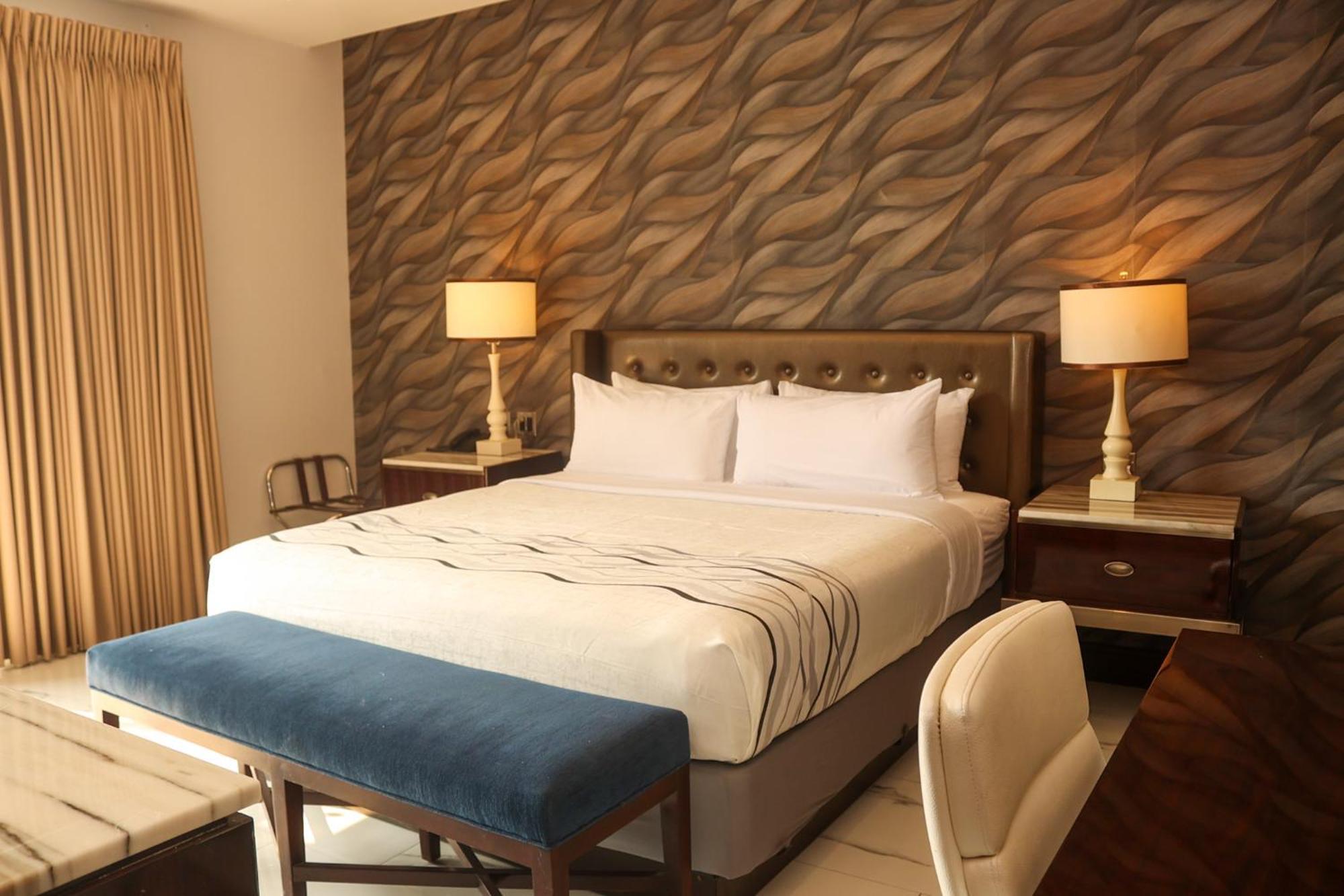 Hotel Grand One Plaza Тіхуана Екстер'єр фото
